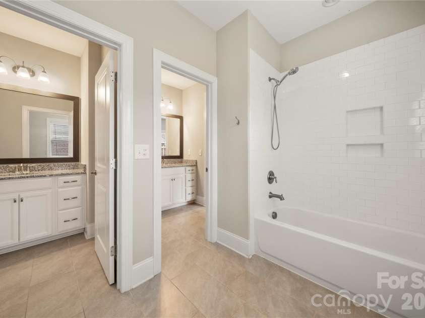 109 Eden Hollow Lane, Matthews, NC 28104.  MLS# CAR4381944, YatesRealty ID 26205. 