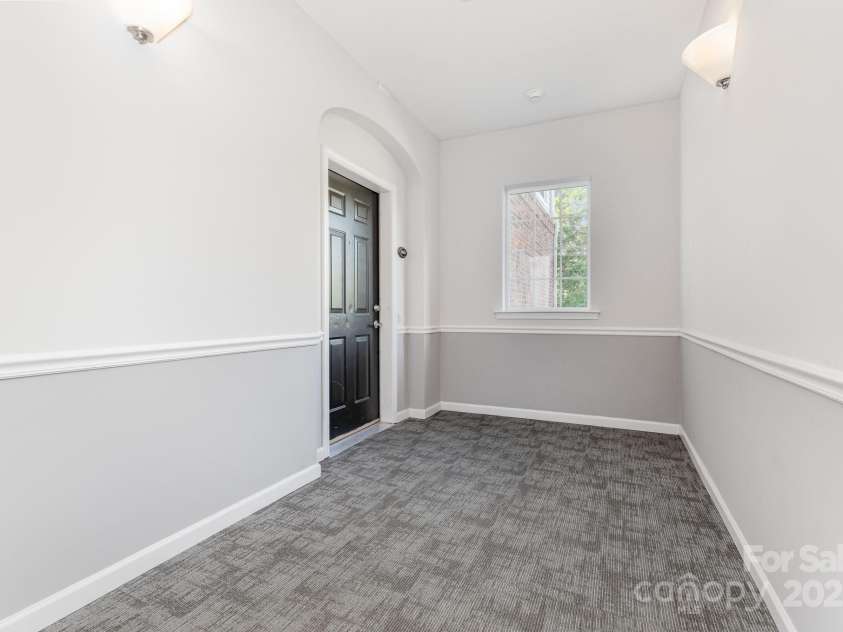 14624 Via Sorrento Drive, Charlotte, NC 28277.  MLS# CAR4273577, YatesRealty ID 26205. 
