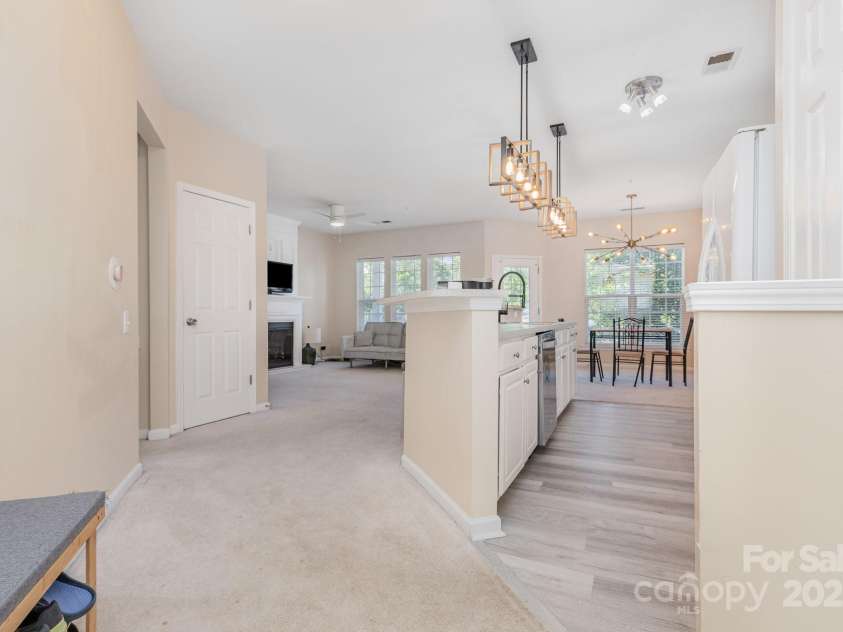 14624 Via Sorrento Drive, Charlotte, NC 28277.  MLS# CAR4273577, YatesRealty ID 26205. 
