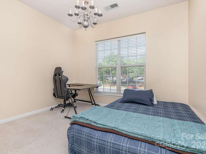 14624 Via Sorrento Drive, Charlotte, NC 28277.  MLS# CAR4273577, YatesRealty ID 26205. 