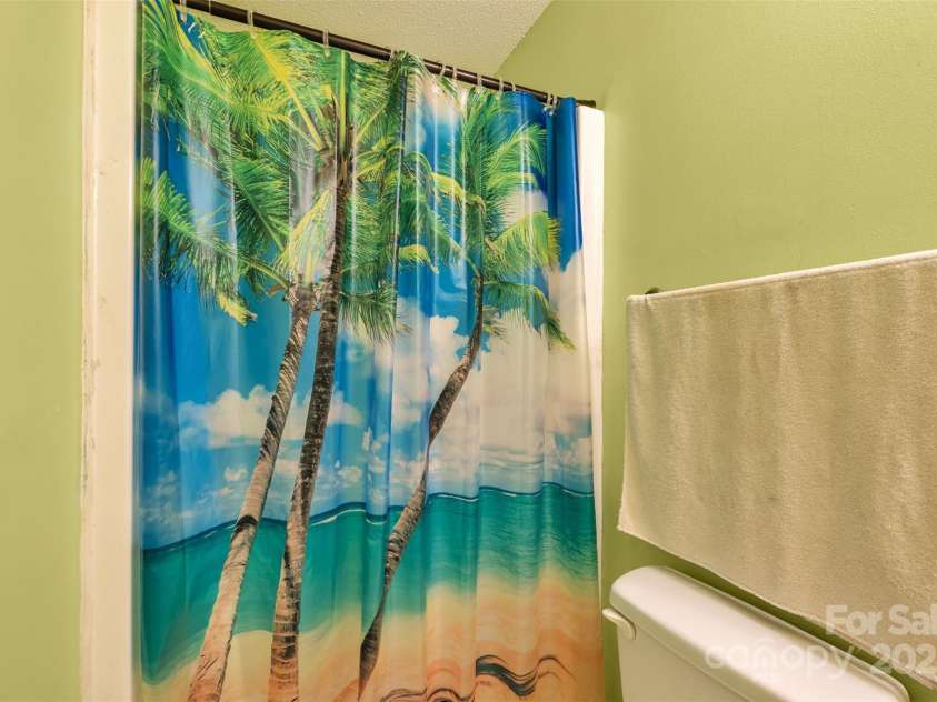 274 Trojan Lane, Forest City, NC 28043.  MLS# CAR4276217, YatesRealty ID 26207. 