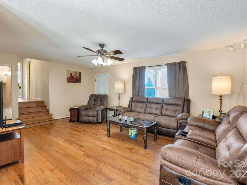 274 Trojan Lane, Forest City, NC 28043.  MLS# CAR4276217, YatesRealty ID 26207. 