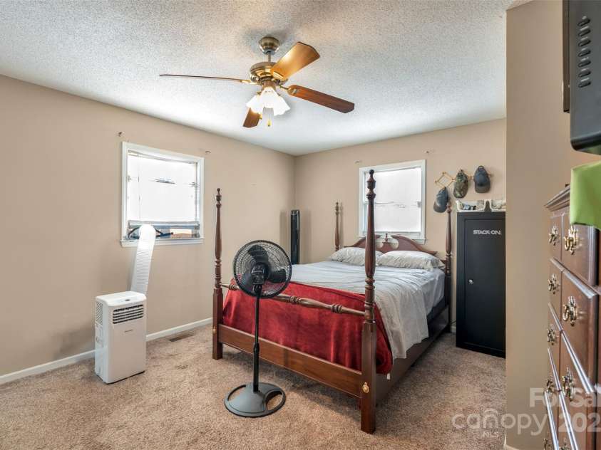 274 Trojan Lane, Forest City, NC 28043.  MLS# CAR4276217, YatesRealty ID 26207. 