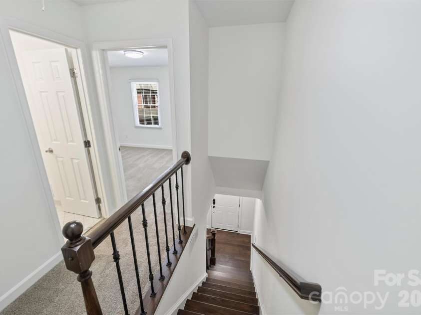 520 Poplar Street, Charlotte, NC 28202.  MLS# CAR4375281, YatesRealty ID 26207. 