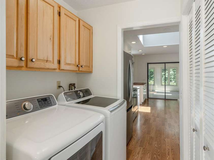 4 Galax Lane, Hendersonville, NC 28791.  MLS# CAR4384268, YatesRealty ID 26208. 
