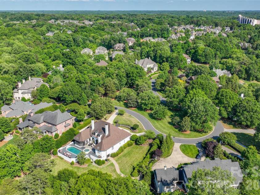 5400 Challisford Lane, Charlotte, NC 28226.  MLS# CAR4383848, YatesRealty ID 26209. City View