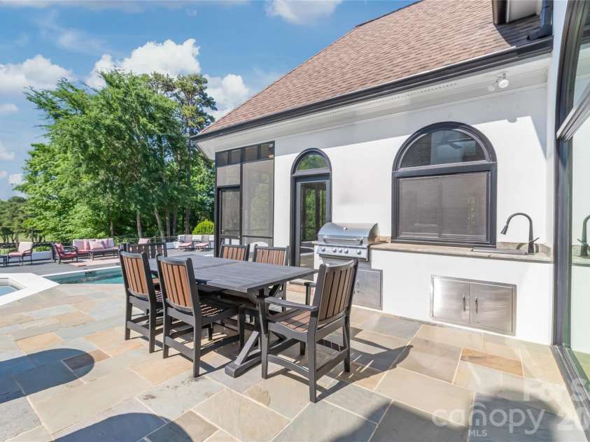 5400 Challisford Lane, Charlotte, NC 28226.  MLS# CAR4383848, YatesRealty ID 26209. Main Deck/Outdoor Kitchen