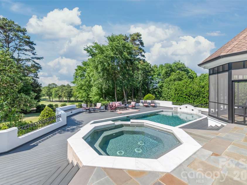 5400 Challisford Lane, Charlotte, NC 28226.  MLS# CAR4383848, YatesRealty ID 26209. Spa