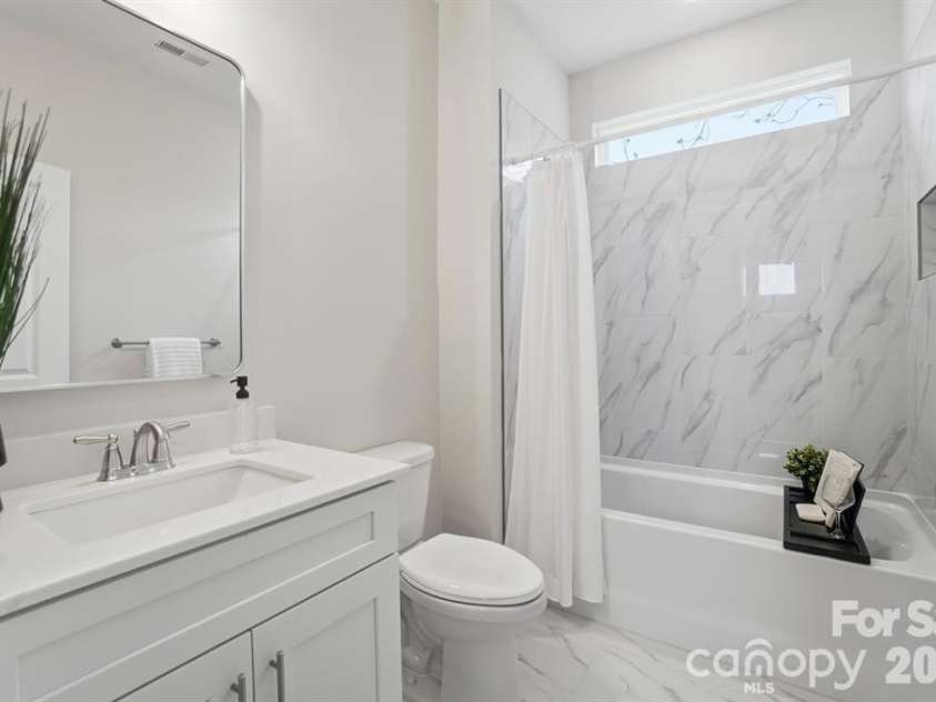 8927 Sharonbrook Drive, Charlotte, NC 28210.  MLS# CAR4402240, YatesRealty ID 2621. 