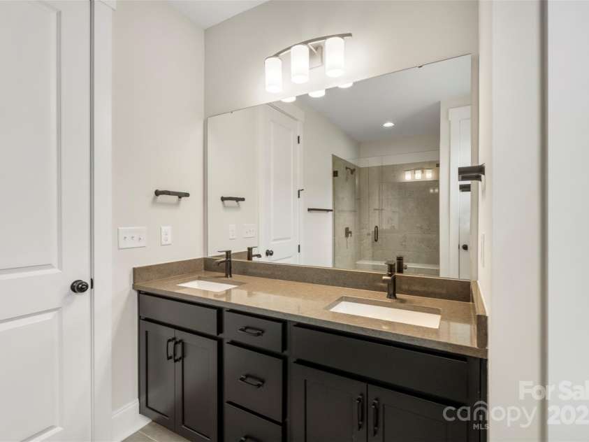 283 Luray Way, Rock Hill, SC 29730.  MLS# CAR4308548, YatesRealty ID 26210. 