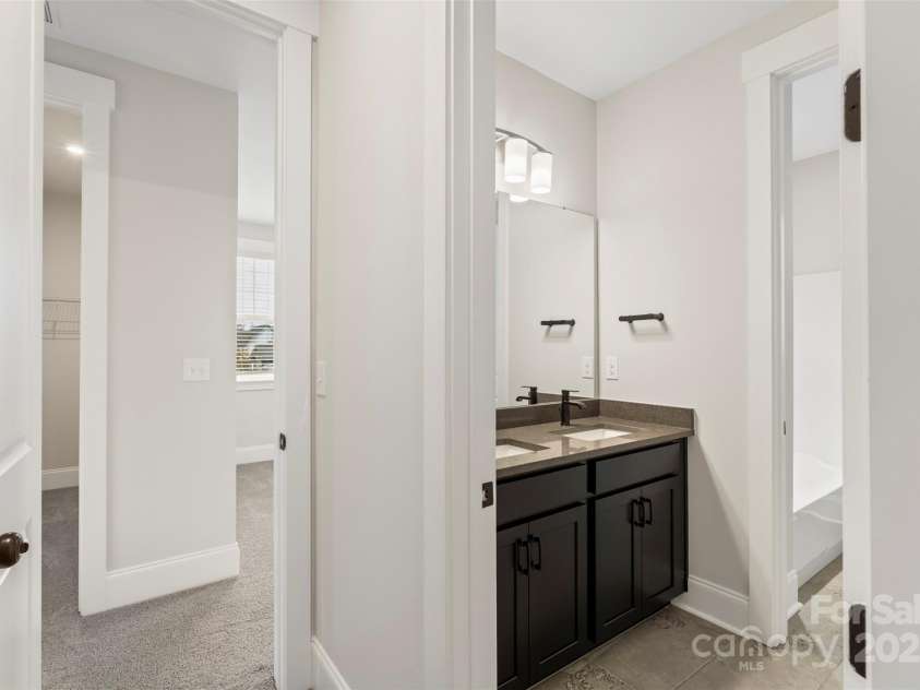 283 Luray Way, Rock Hill, SC 29730.  MLS# CAR4308548, YatesRealty ID 26210. 