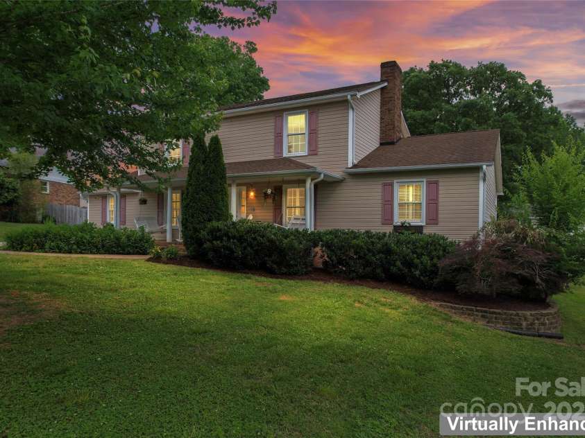 1724 Windy Rush Lane, Gastonia, NC 28054.  MLS# CAR4259446, YatesRealty ID 26211. 