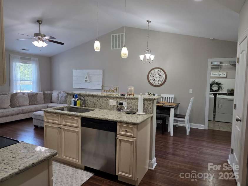 1300 Bethpage Road, Kannapolis, NC 28081.  MLS# CAR4279918, YatesRealty ID 26212. 