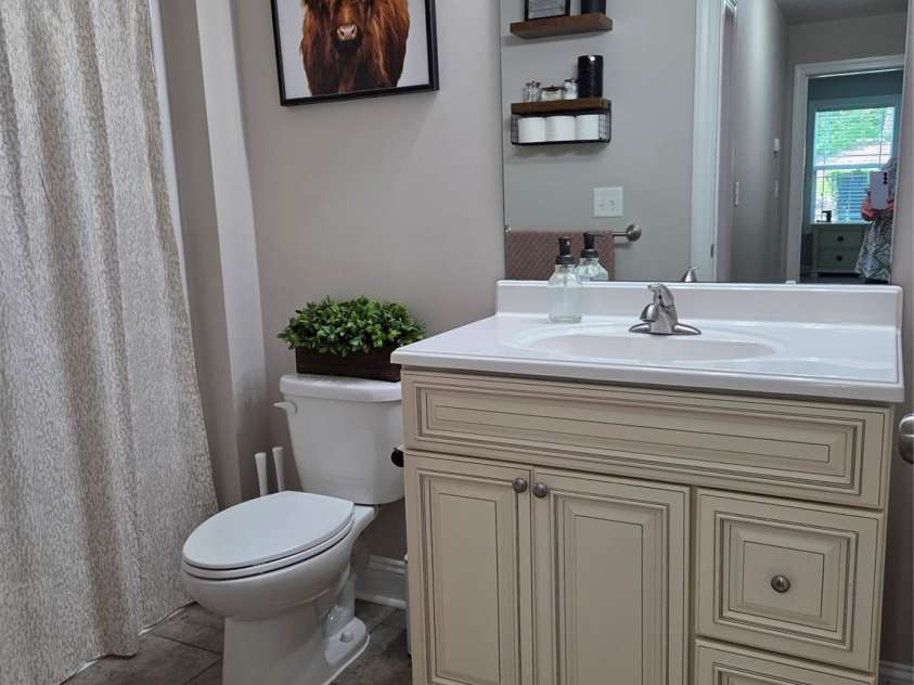 1300 Bethpage Road, Kannapolis, NC 28081.  MLS# CAR4279918, YatesRealty ID 26212. 