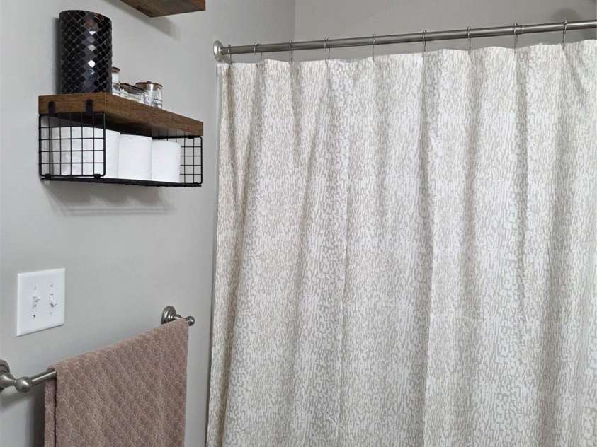 1300 Bethpage Road, Kannapolis, NC 28081.  MLS# CAR4279918, YatesRealty ID 26212. 