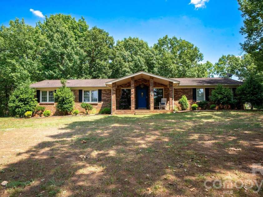 5374 NC 150 Highway, Lincolnton, NC 28092.  MLS# CAR4397792, YatesRealty ID 26215. 