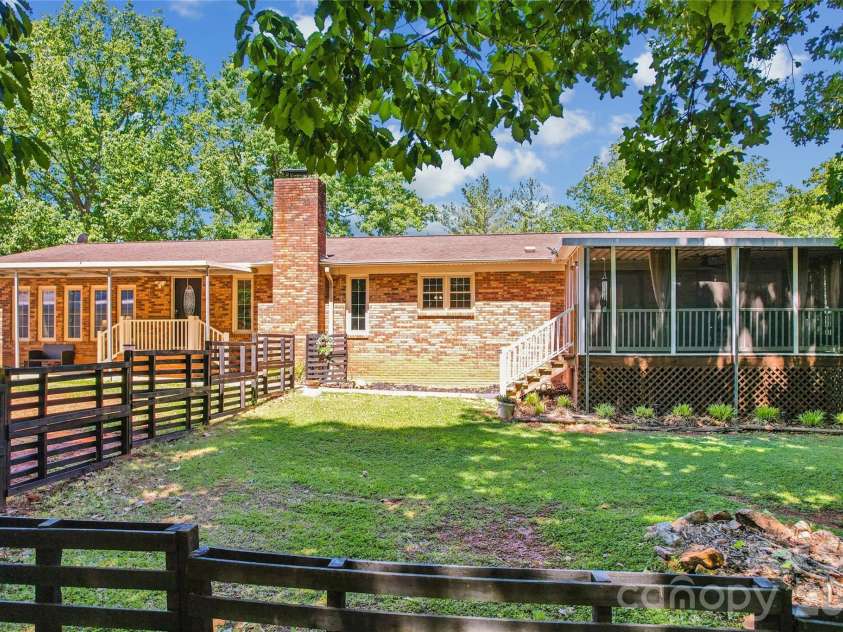 5374 Nc 150 Highway, Lincolnton, NC 28650.  MLS# CAR4381139, YatesRealty ID 26215. 