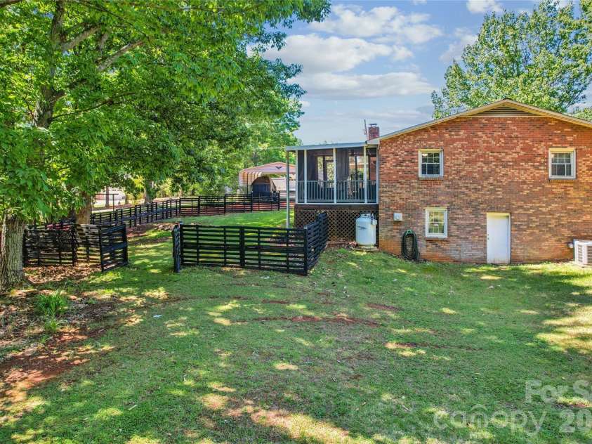 5374 Nc 150 Highway, Lincolnton, NC 28650.  MLS# CAR4381139, YatesRealty ID 26215. 