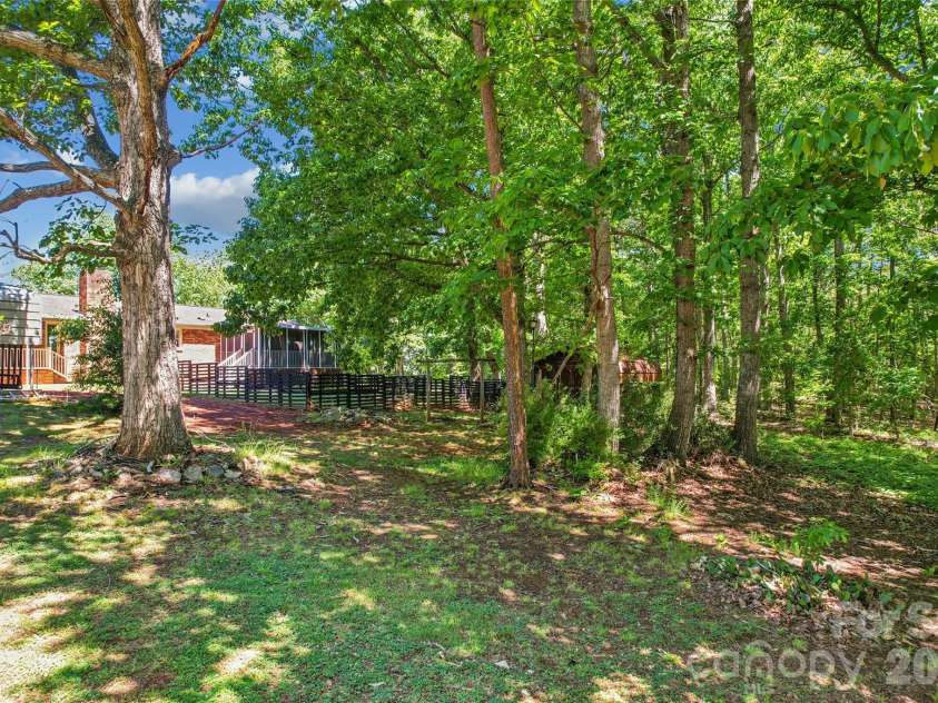 5374 Nc 150 Highway, Lincolnton, NC 28650.  MLS# CAR4381139, YatesRealty ID 26215. 