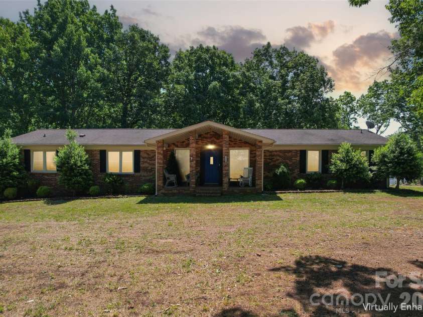 5374 Nc 150 Highway, Lincolnton, NC 28650.  MLS# CAR4381139, YatesRealty ID 26215. 