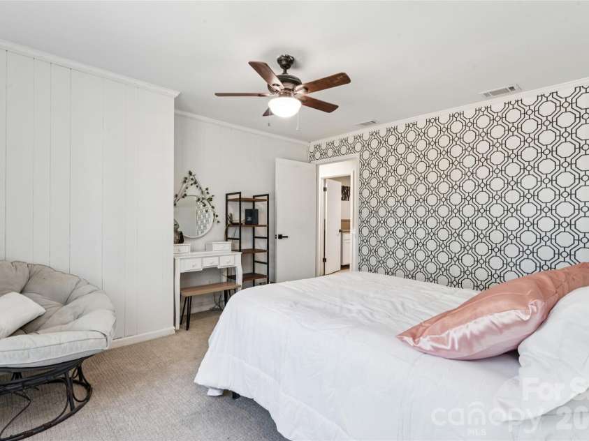 5374 Nc 150 Highway, Lincolnton, NC 28650.  MLS# CAR4381139, YatesRealty ID 26215. Bedroom 1 of 4