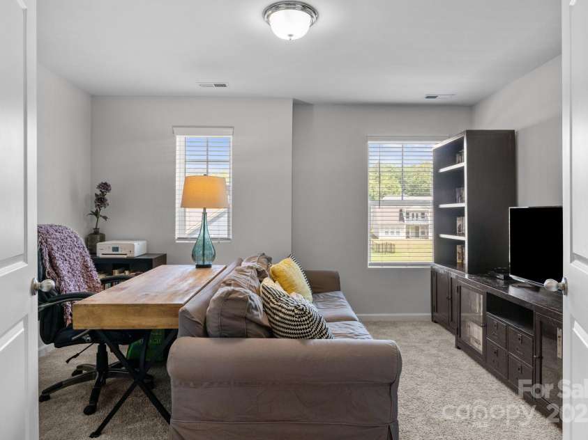 7604 Tanglewood Way, Denver, NC 28037.  MLS# CAR4258922, YatesRealty ID 26216. Bonus Rm/ 6th Bedroom