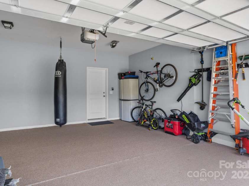 7604 Tanglewood Way, Denver, NC 28037.  MLS# CAR4258922, YatesRealty ID 26216. Finished garage