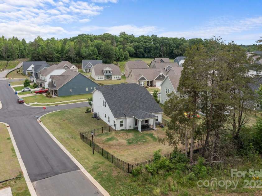 7604 Tanglewood Way, Denver, NC 28037.  MLS# CAR4258922, YatesRealty ID 26216. Great Location