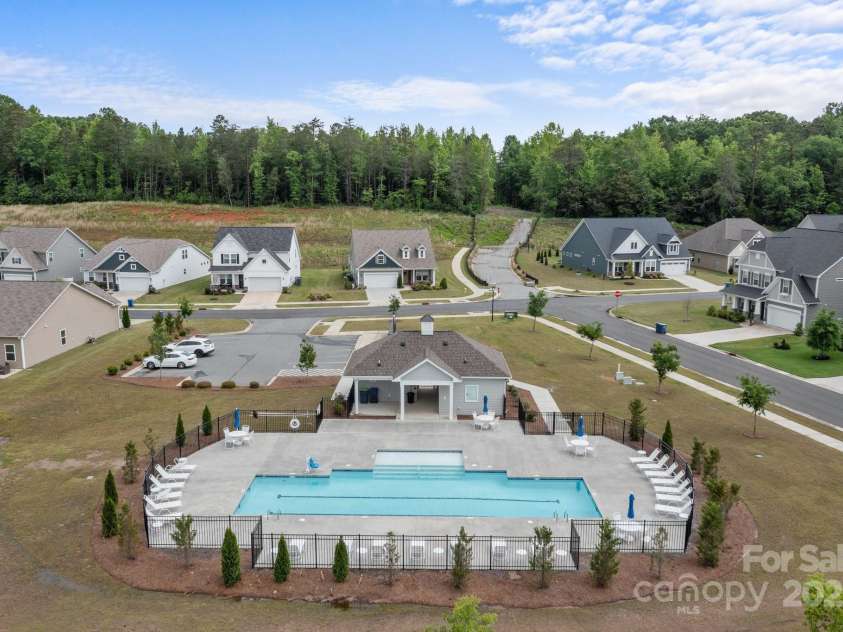 7604 Tanglewood Way, Denver, NC 28037.  MLS# CAR4258922, YatesRealty ID 26216. Neighborhood pool