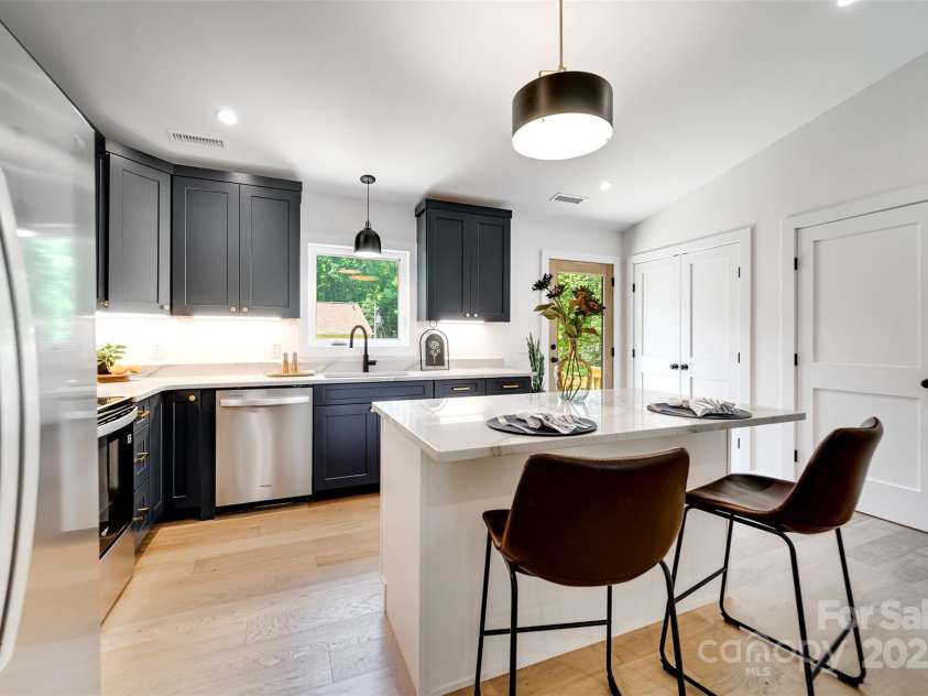 22 Crossing Lane, Sylva, NC 28779.  MLS# CAR4281247, YatesRealty ID 26217. 