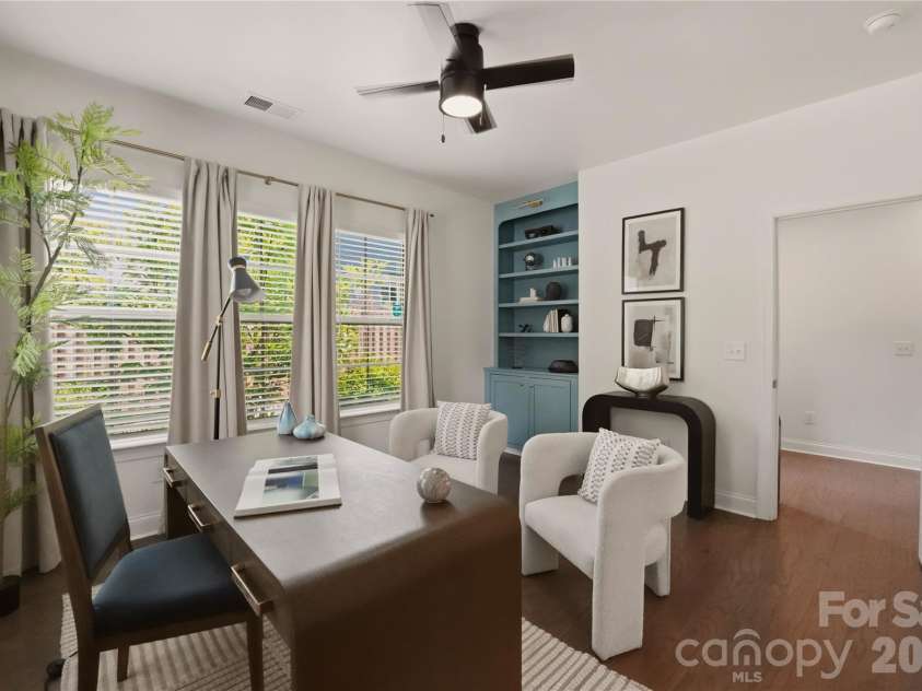 1105 Towns Hill Way, Charlotte, NC 28209.  MLS# CAR4365934, YatesRealty ID 26219. 