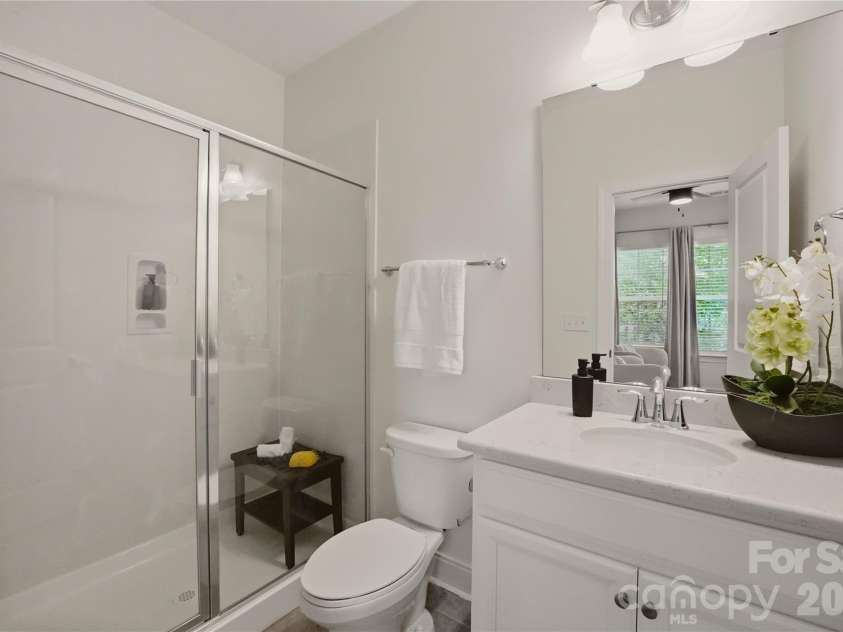 1105 Towns Hill Way, Charlotte, NC 28209.  MLS# CAR4365934, YatesRealty ID 26219. 