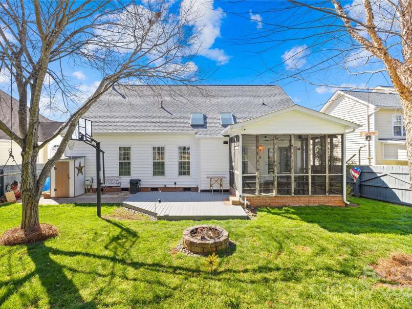 2966 Huckleberry Hill Drive, Fort Mill, SC 29715.  MLS# CAR4237525, YatesRealty ID 2622. 
