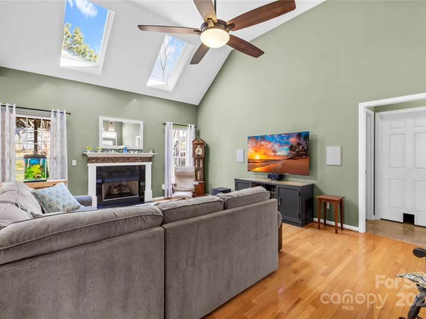 2966 Huckleberry Hill Drive, Fort Mill, SC 29715.  MLS# CAR4237525, YatesRealty ID 2622. 