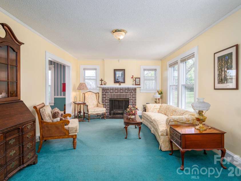 5309 Hickory Grove Road, Stanley, NC 28164.  MLS# CAR4361259, YatesRealty ID 26220. 