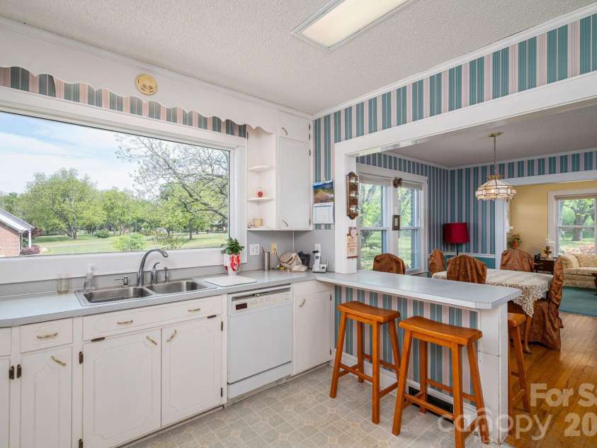 5309 Hickory Grove Road, Stanley, NC 28164.  MLS# CAR4361259, YatesRealty ID 26220. 
