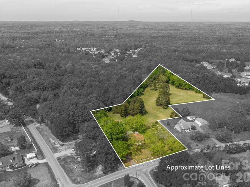 5309 Hickory Grove Road, Stanley, NC 28164.  MLS# CAR4361259, YatesRealty ID 26220. 