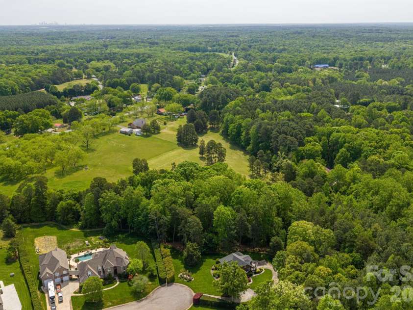 5309 Hickory Grove Road, Stanley, NC 28164.  MLS# CAR4361259, YatesRealty ID 26220. 