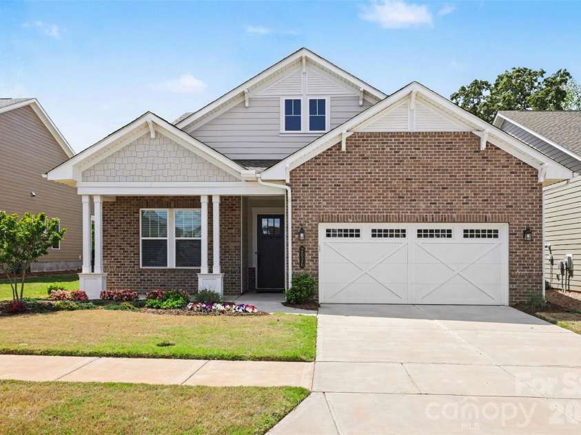 2026 Lake Como Drive, Monroe, NC 28110.  MLS# CAR4371733, YatesRealty ID 26221. 
