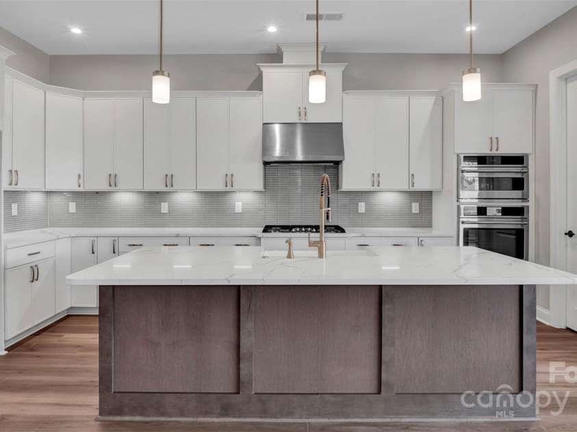 1031 Rabbit Hill Lane, Monroe, NC 28110.  MLS# CAR4281979, YatesRealty ID 26222. Kitchen