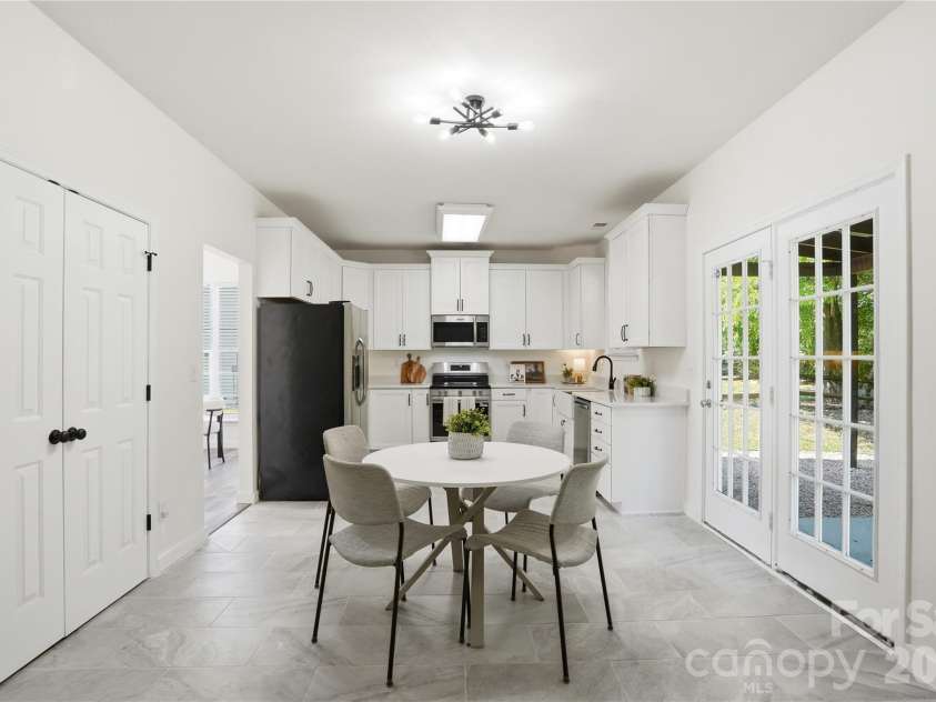 126 Matlen Drive, Mooresville, NC 28117.  MLS# CAR4373700, YatesRealty ID 26222. 