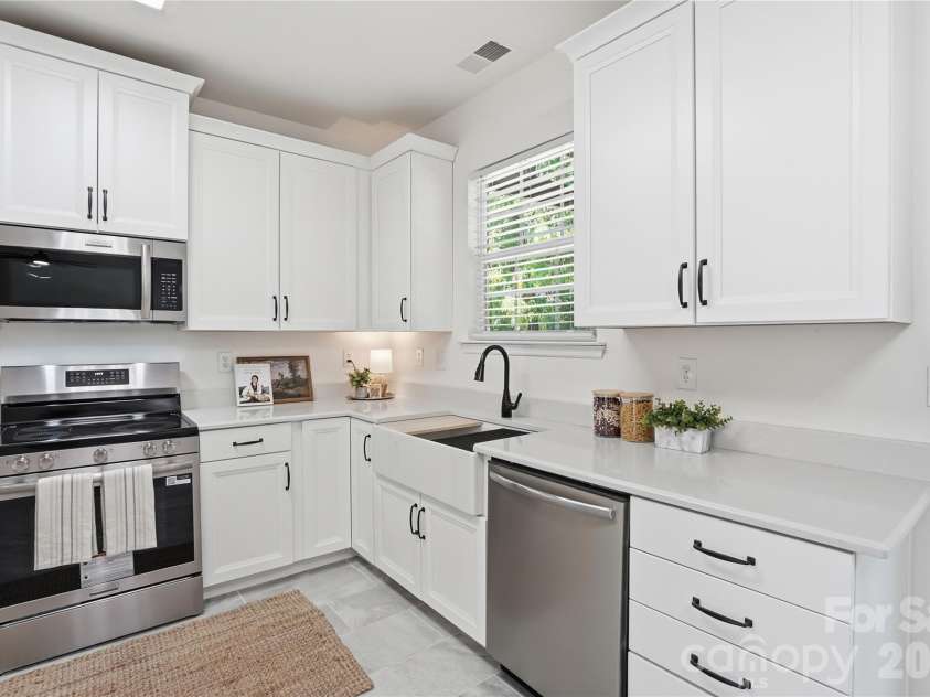 126 Matlen Drive, Mooresville, NC 28117.  MLS# CAR4373700, YatesRealty ID 26222. 