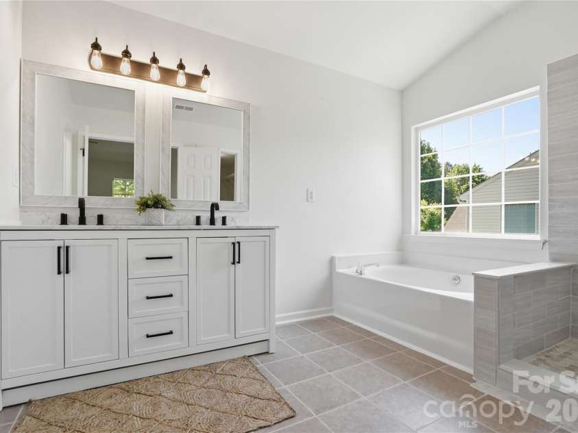 126 Matlen Drive, Mooresville, NC 28117.  MLS# CAR4373700, YatesRealty ID 26222. 