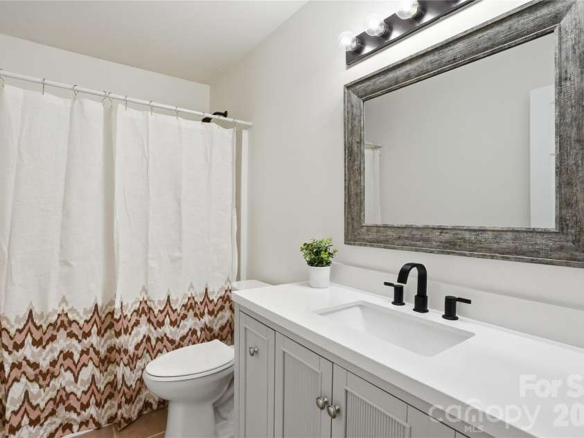 126 Matlen Drive, Mooresville, NC 28117.  MLS# CAR4373700, YatesRealty ID 26222. 