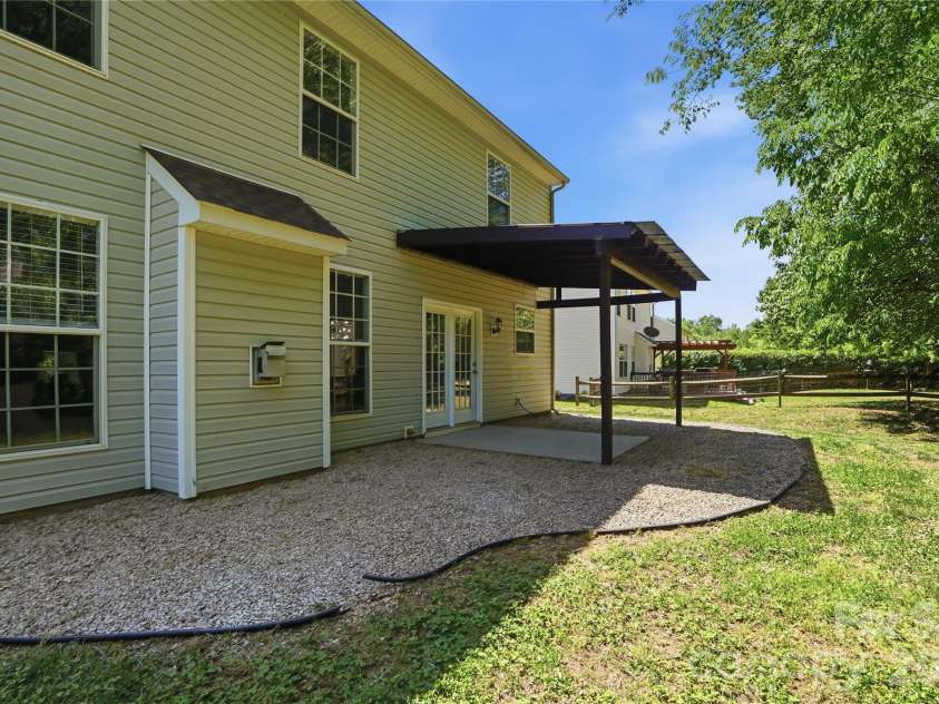 126 Matlen Drive, Mooresville, NC 28117.  MLS# CAR4373700, YatesRealty ID 26222. 