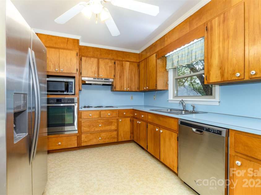 754 Cambridge Circle, Rock Hill, SC 29730.  MLS# CAR4282010, YatesRealty ID 26225. 