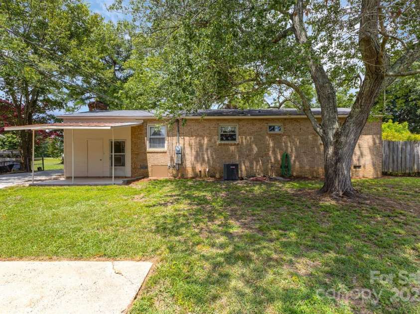 754 Cambridge Circle, Rock Hill, SC 29730.  MLS# CAR4282010, YatesRealty ID 26225. 