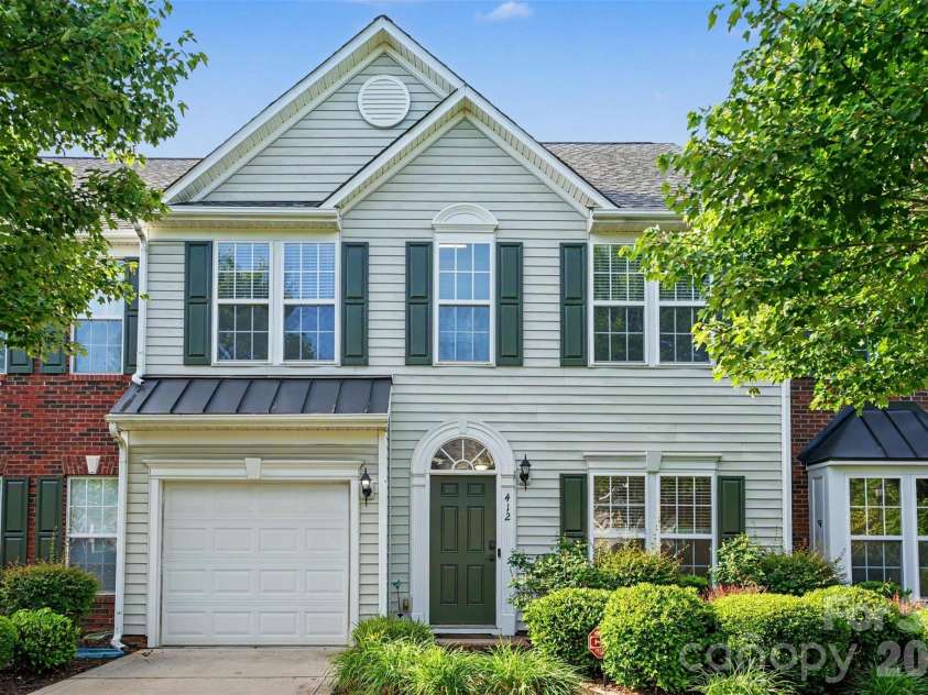 412 Nicklaus Lane, Fort Mill, SC 29715.  MLS# CAR4380502, YatesRealty ID 26229. 