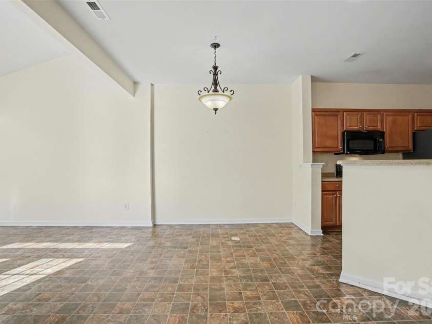 412 Nicklaus Lane, Fort Mill, SC 29715.  MLS# CAR4380502, YatesRealty ID 26229. 