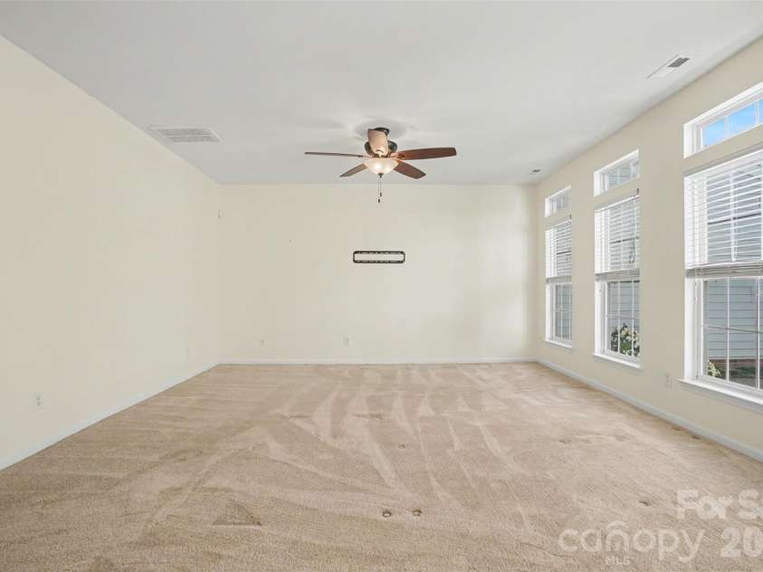 412 Nicklaus Lane, Fort Mill, SC 29715.  MLS# CAR4380502, YatesRealty ID 26229. 